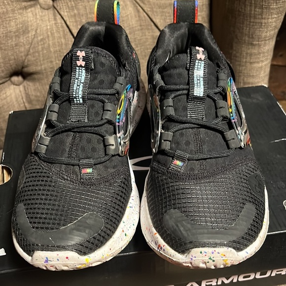 Under Armour Flow Velociti MVMNT Pride women's 6 - Picture 3 of 11